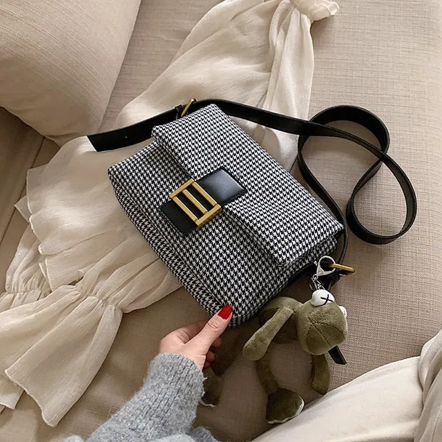 2020 Sac Bandoulière Femme Designer Marque à Carreaux Petit Carré Chic Portable Pochettes à la Mode Tempérament Nova Sacs