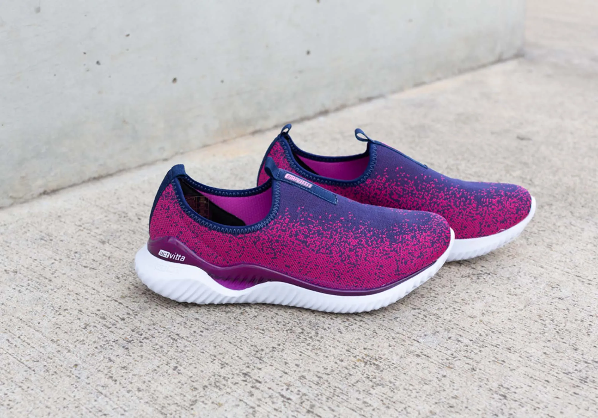 Actvitta Leah Chaussures Actives Confortables et Rembourrées pour Femmes Fabriquées au Brésil Chaussures Actvitta