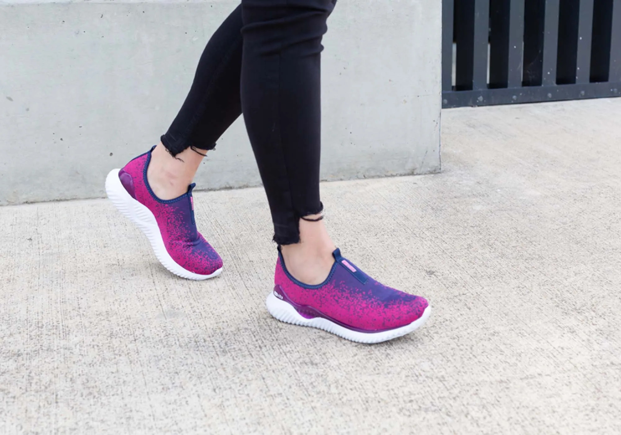 Actvitta Leah Chaussures Actives Confortables et Rembourrées pour Femmes Fabriquées au Brésil Chaussures Actvitta