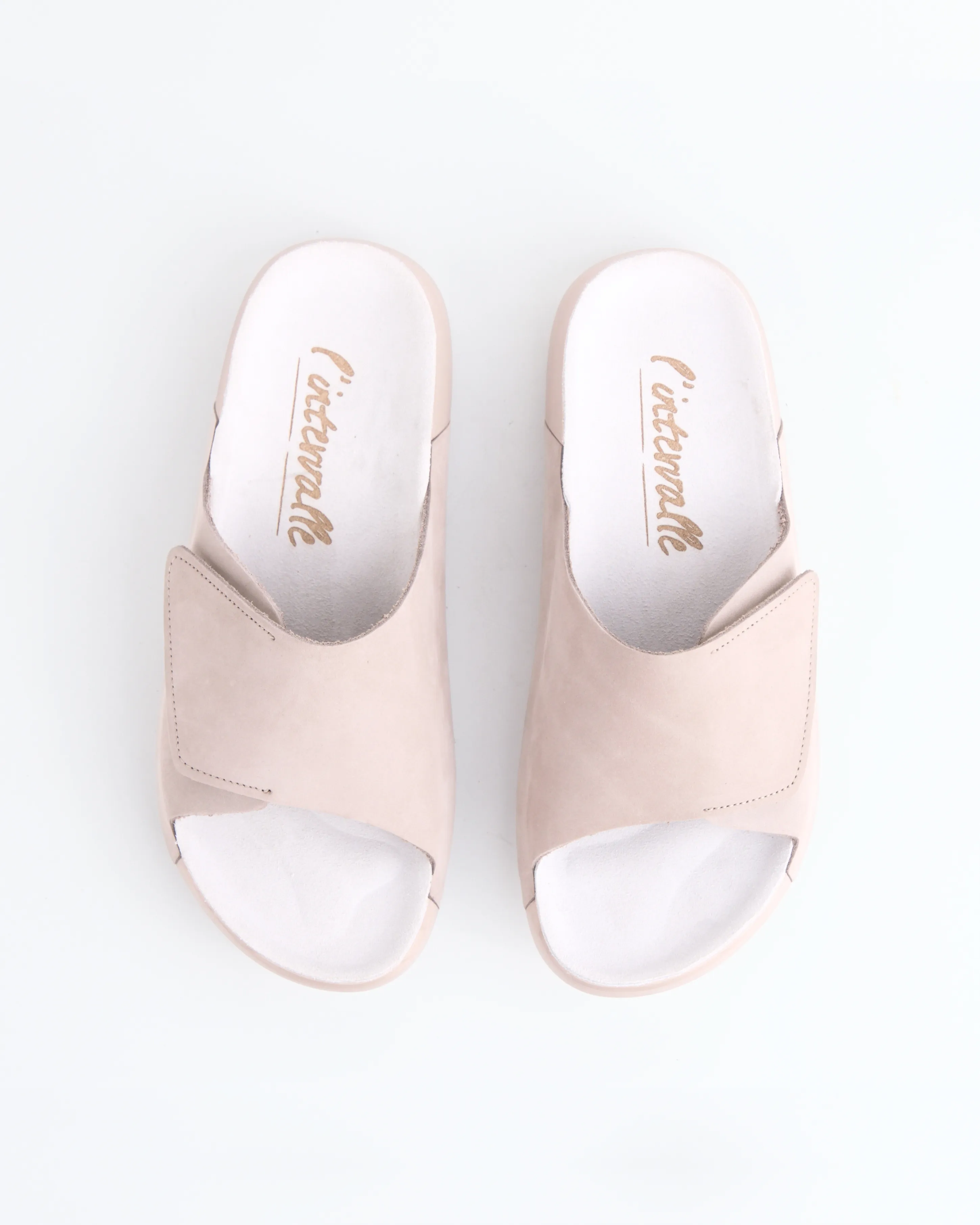 Andalusia Nubuck Gris Clair