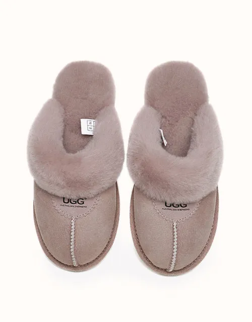 Chaussons UGG® en gaufrette Australian Shepherd