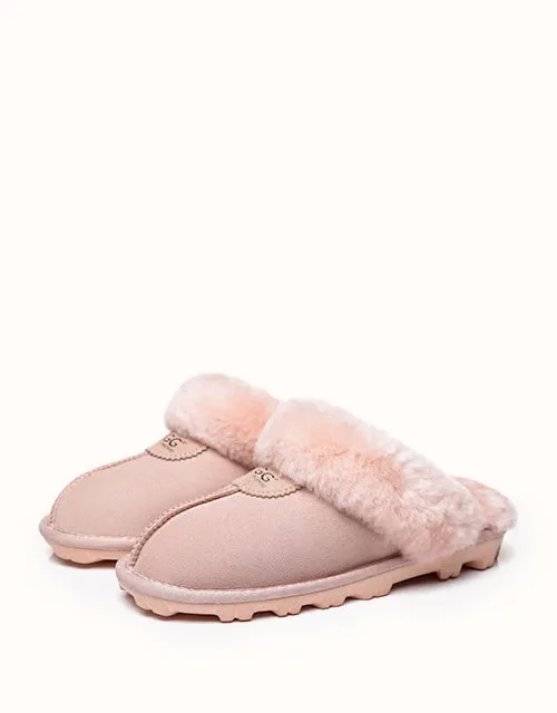 Chaussons UGG® en gaufrette Australian Shepherd