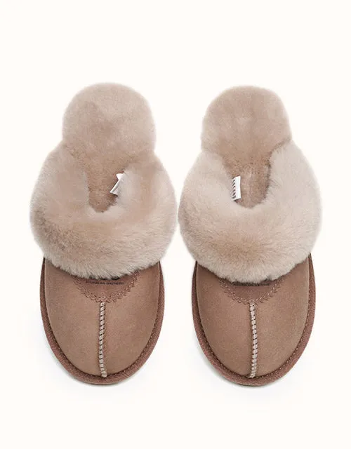 Chaussons UGG® en gaufrette Australian Shepherd