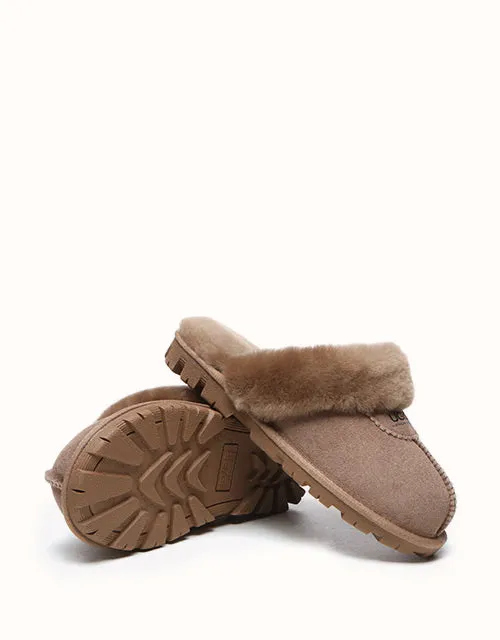 Chaussons UGG® en gaufrette Australian Shepherd