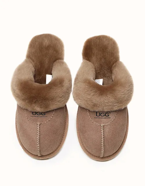 Chaussons UGG® en gaufrette Australian Shepherd