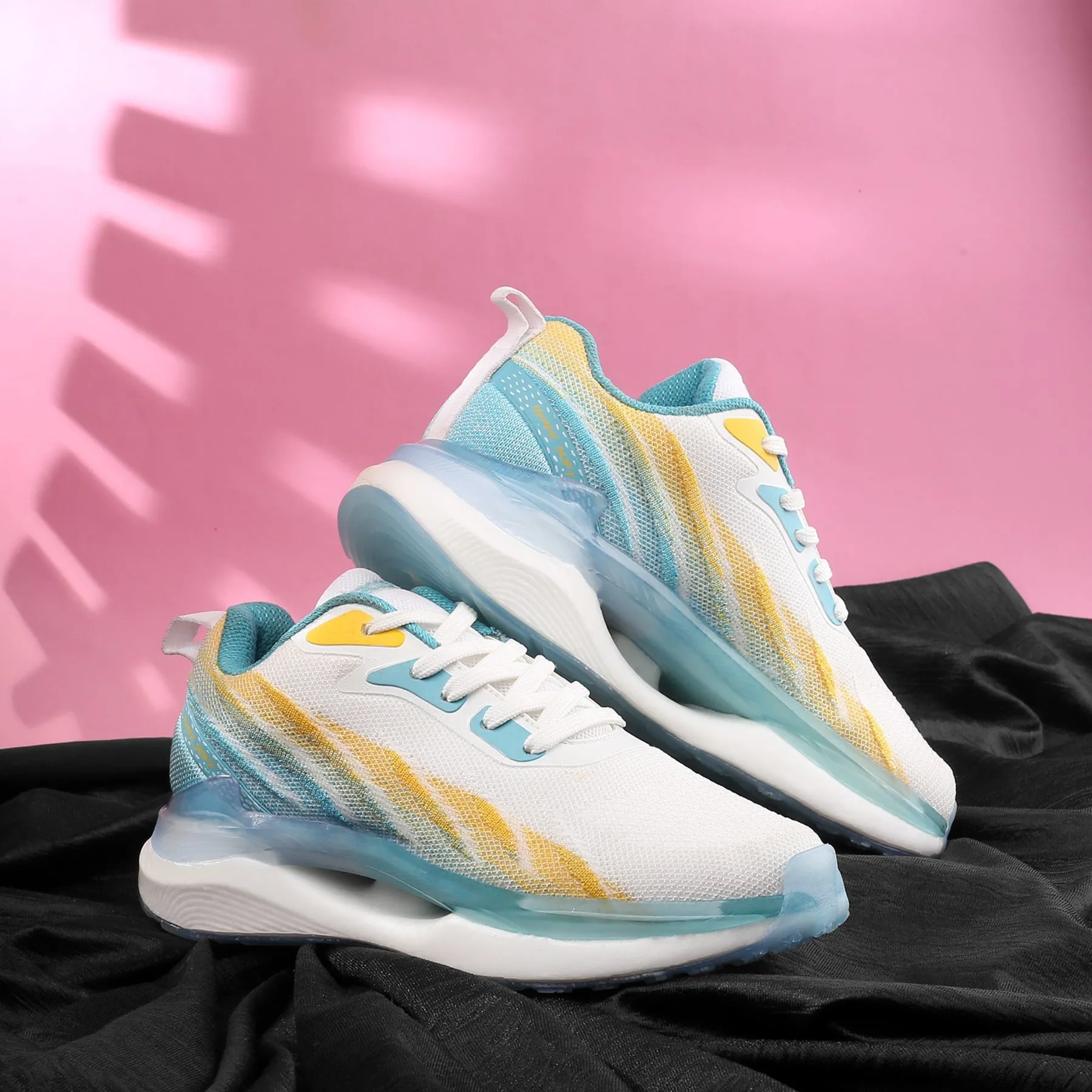 Bacca Bucci SÉRIE HYPERSOFT POUR FEMMES avec Semelle Ultra-Rebond et Upper en Maille Technique Iconique Respirante