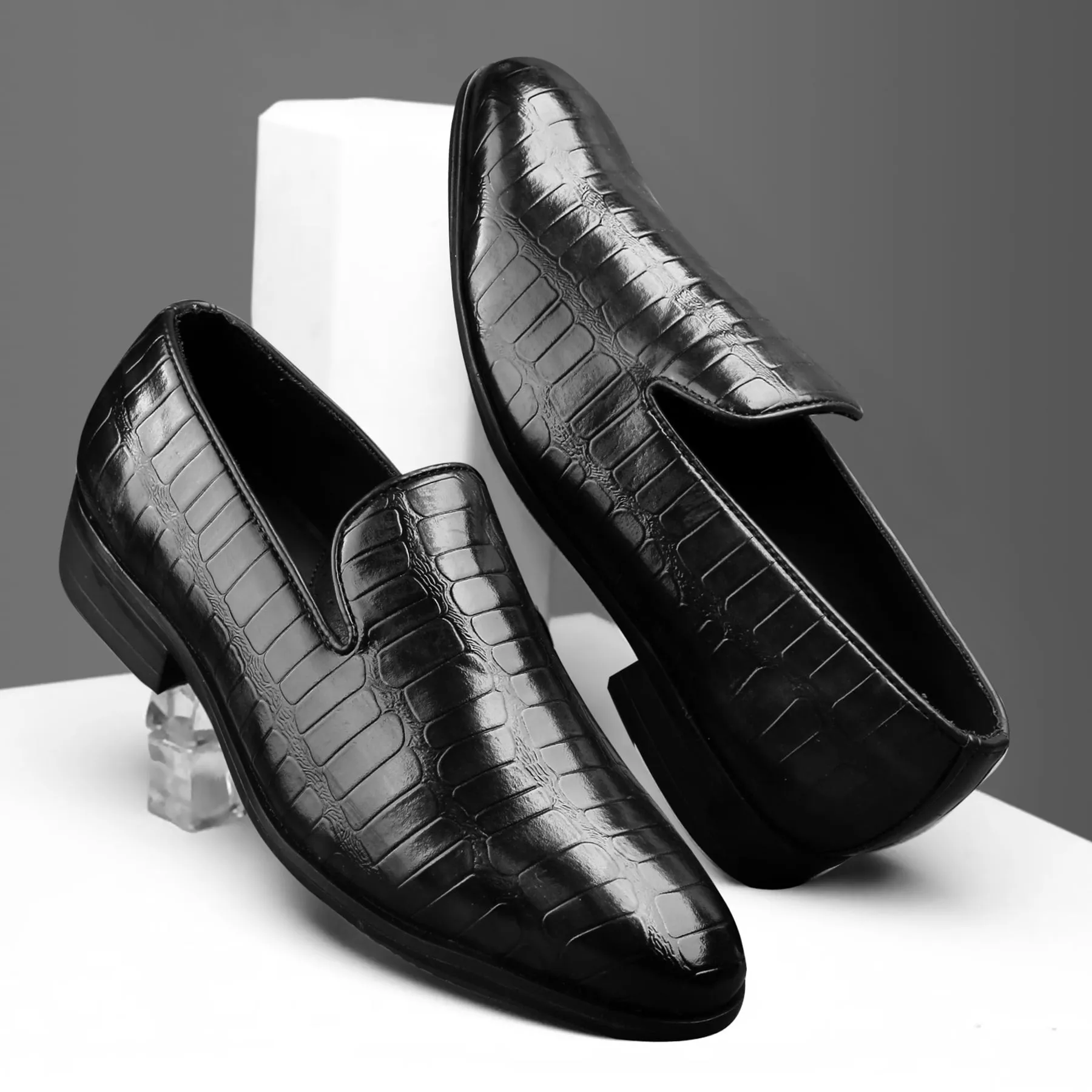 Bacca Bucci NAPLES Mocassins Texturés pour Fête | Chaussures à Enfiler Formelles pour Robe de Mariée