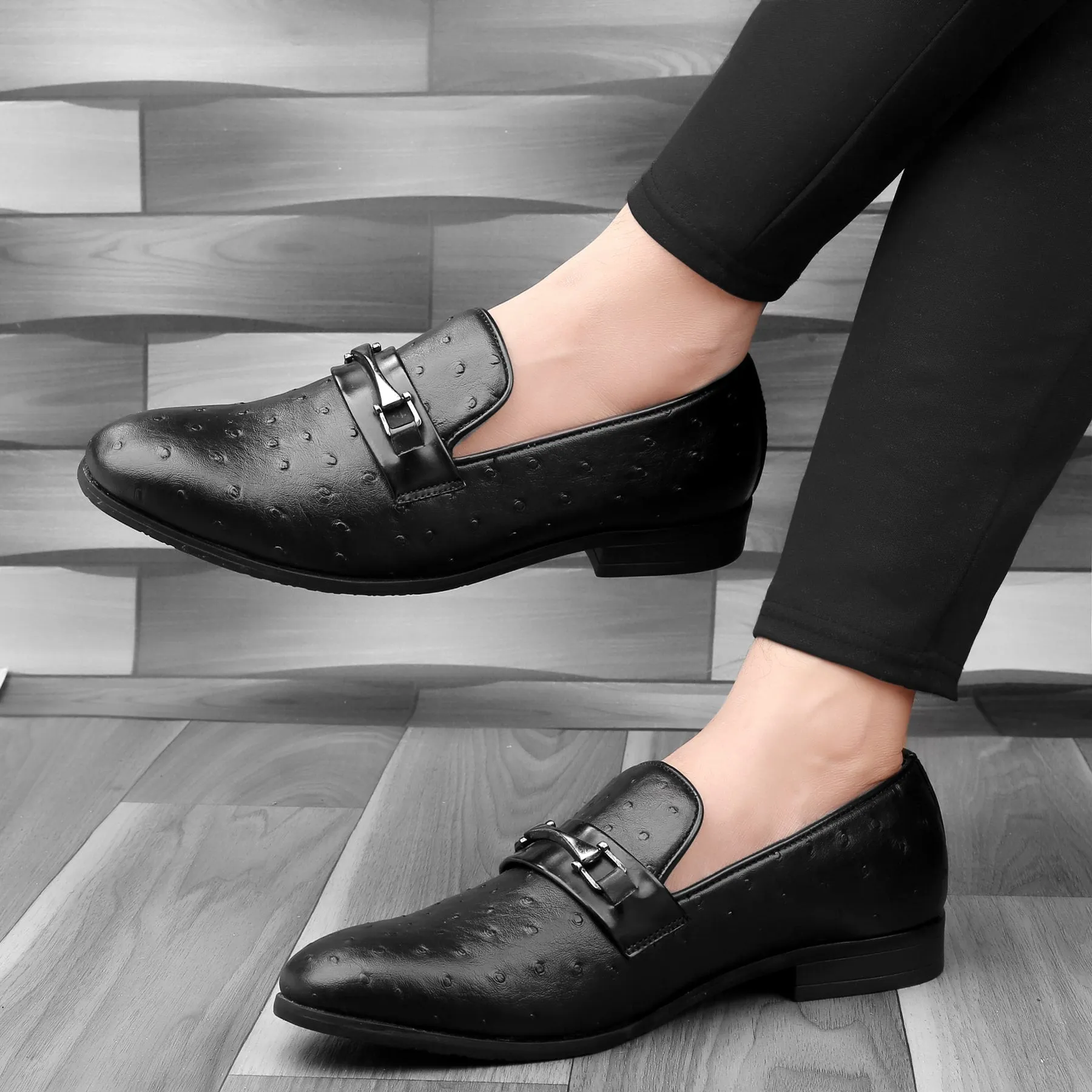 Bacca Bucci Mocassins Texturés en Autruche pour Fête | Chaussures de Mariage Formales à Enfiler