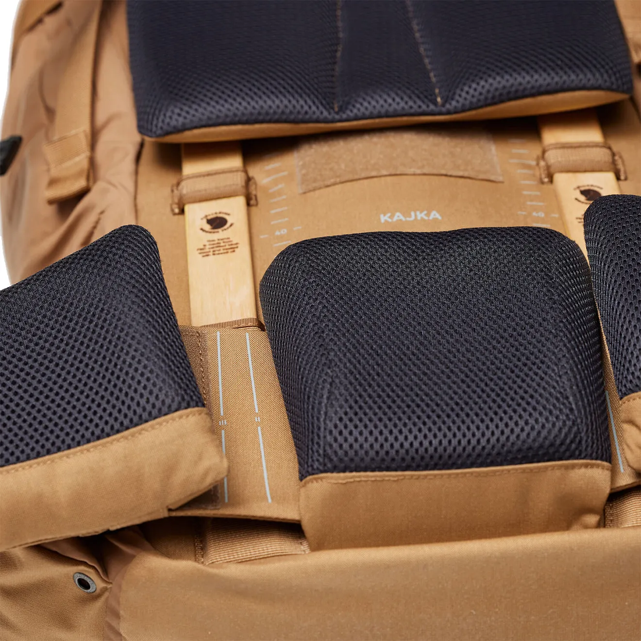 Sacs Fjallraven Hommes Sac à dos Fjallraven Kajka 55L M/L Kaki Poussière