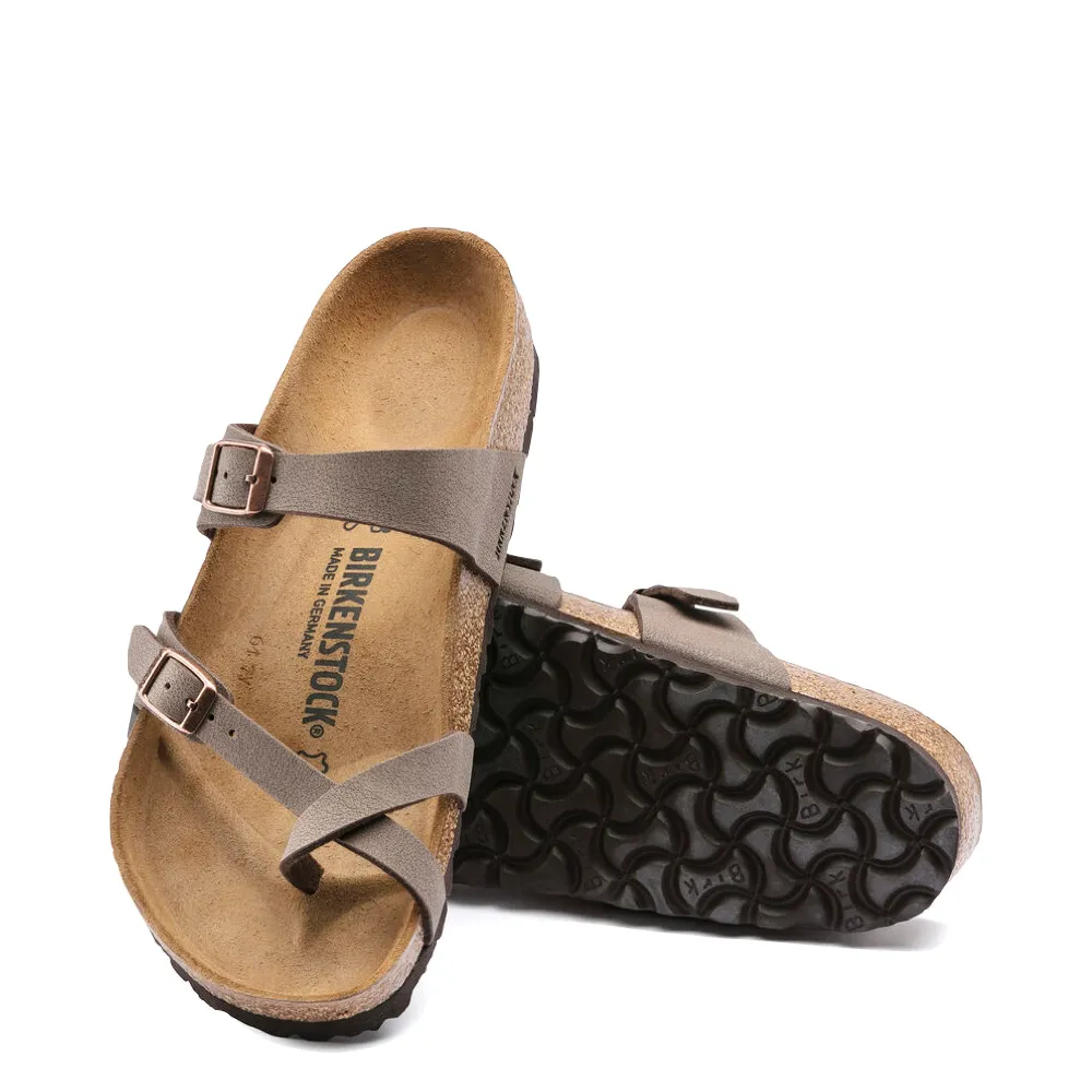 Sandale Birkenstock Mayari pour femme à boucle d'orteil en Birko-Flor couleur Moka