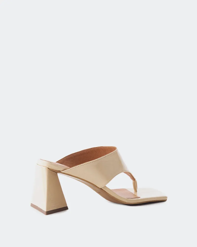 Boulevard Cuir Nu