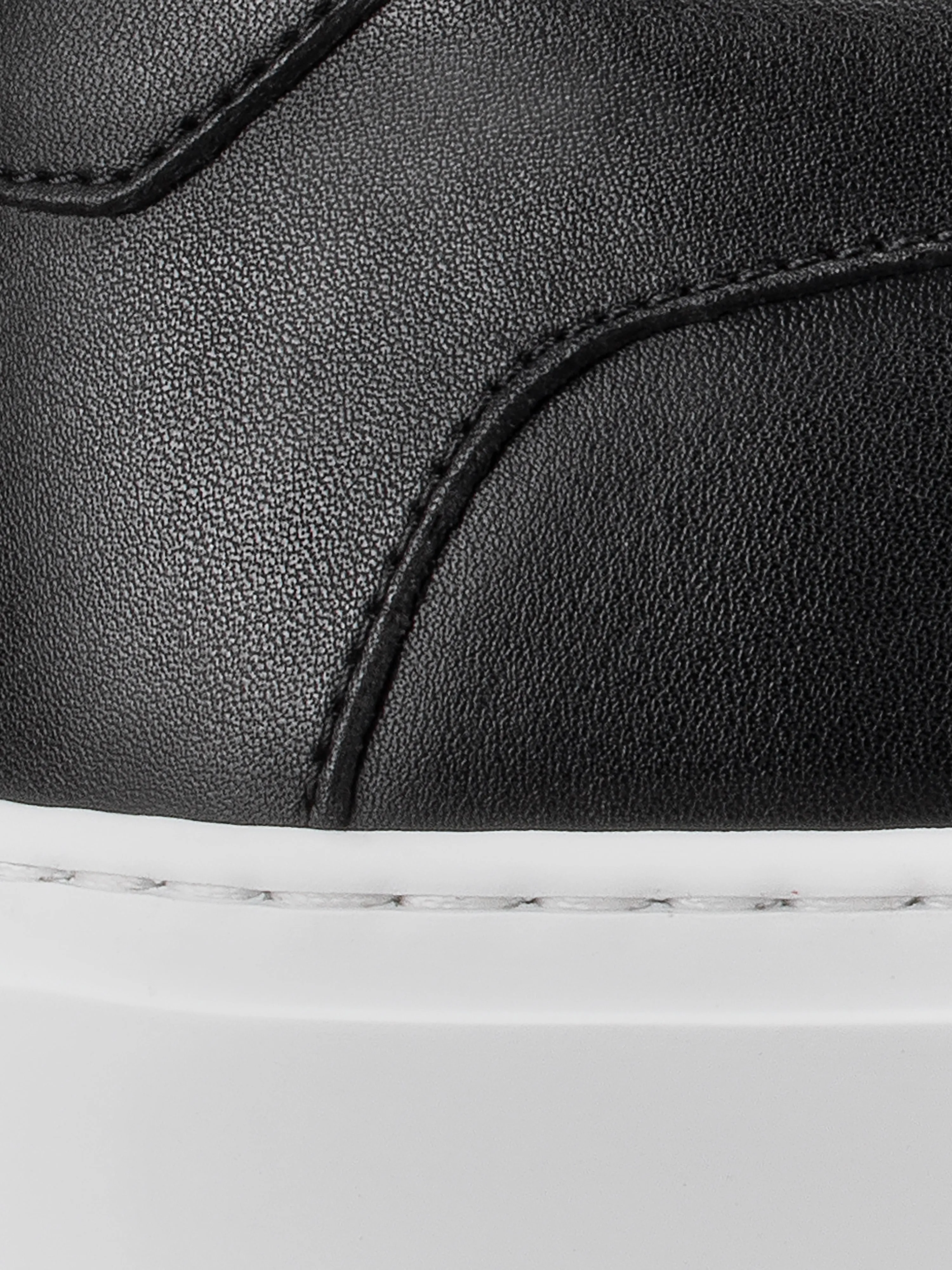 Capri X en Onyx