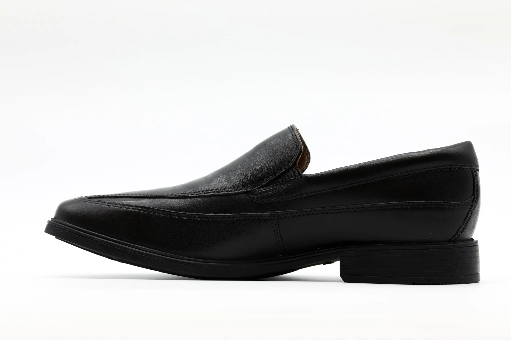 CLARKS Tilden Free Chaussures Clarks
