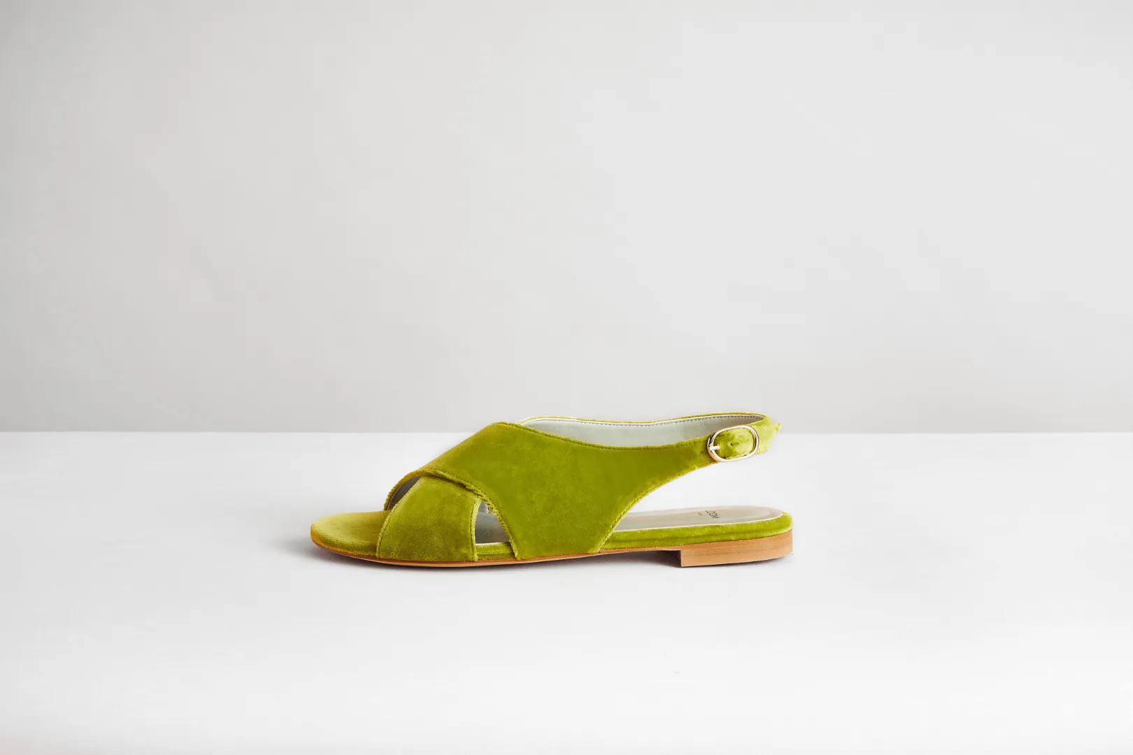 Sandales à lanières croisées en velours de coton végan | Vert Acido