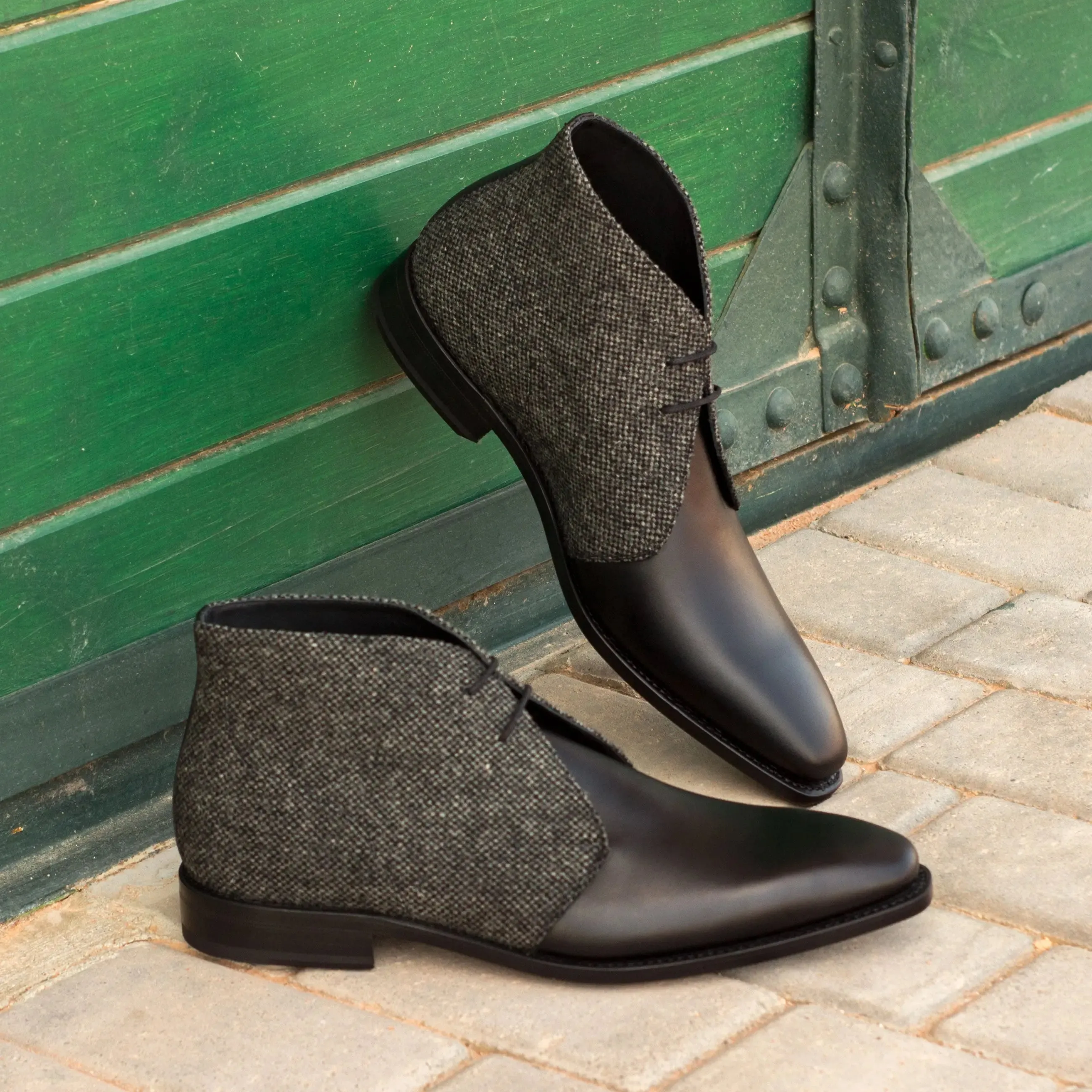 Dapperfam Shoes DapperFam Vivace en Noir / Tête de Clou Chukka Sartorial pour Hommes en Cuir Italien