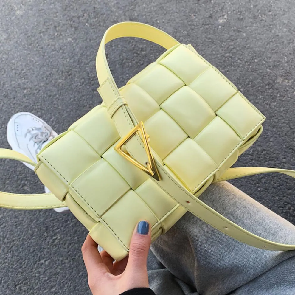 Sac bandoulière carré élégant pour femme 2020 Nouvelle mode de haute qualité Sac à main design pour femmes Sac d'épaule messager de voyage Fashion Nova Bags