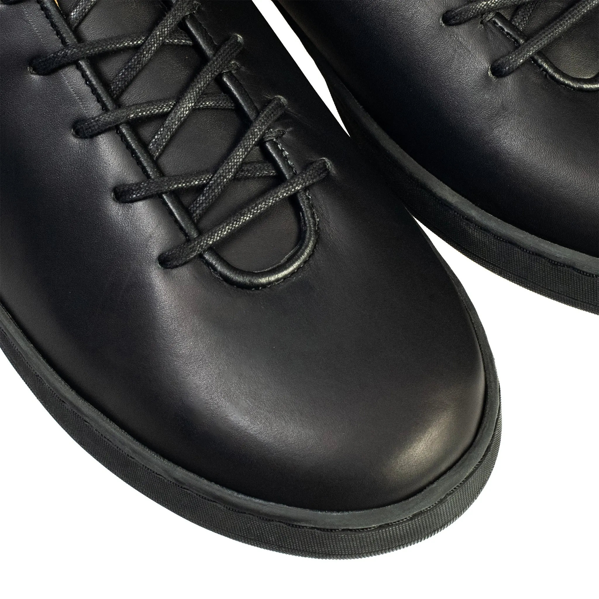 Everdon Wholecut Mid - Veau Végétal Noir