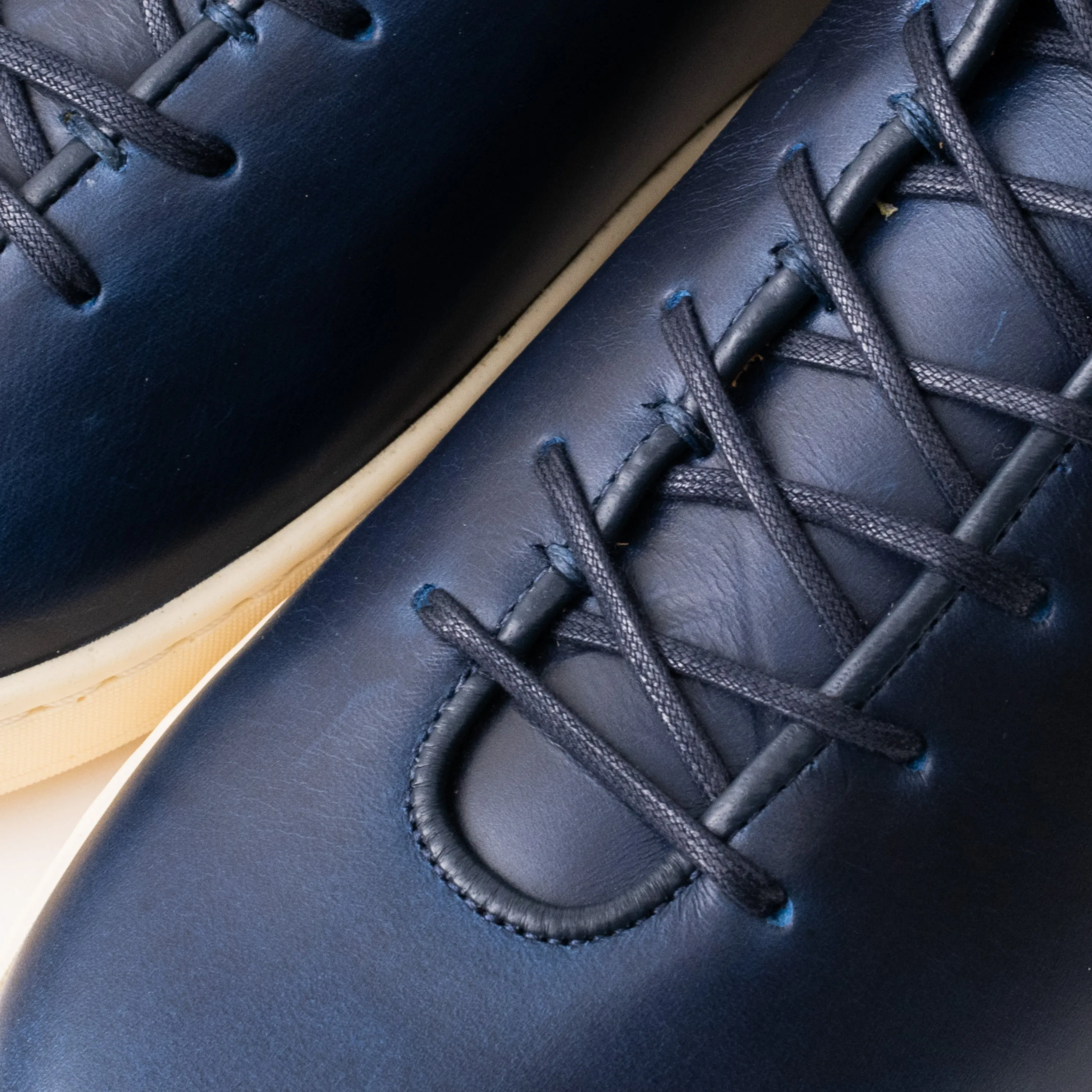 Everdon Wholecut Mid - Cuir Horween Ink Cavalier