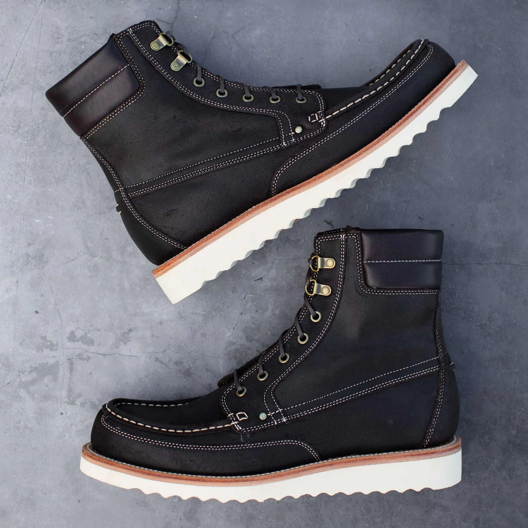 Botte de terrain Commander cirée terre