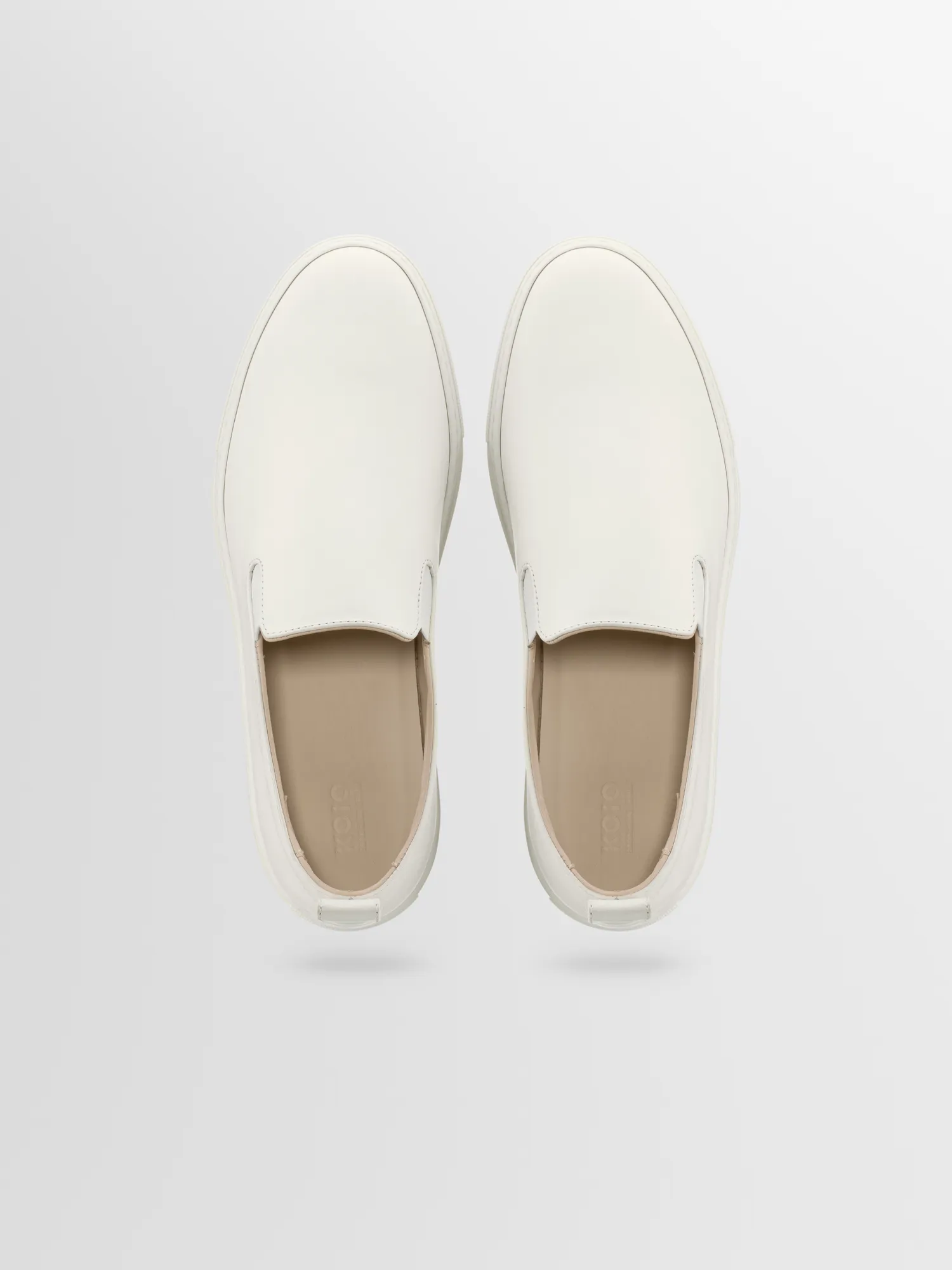 Garda en blanc antique