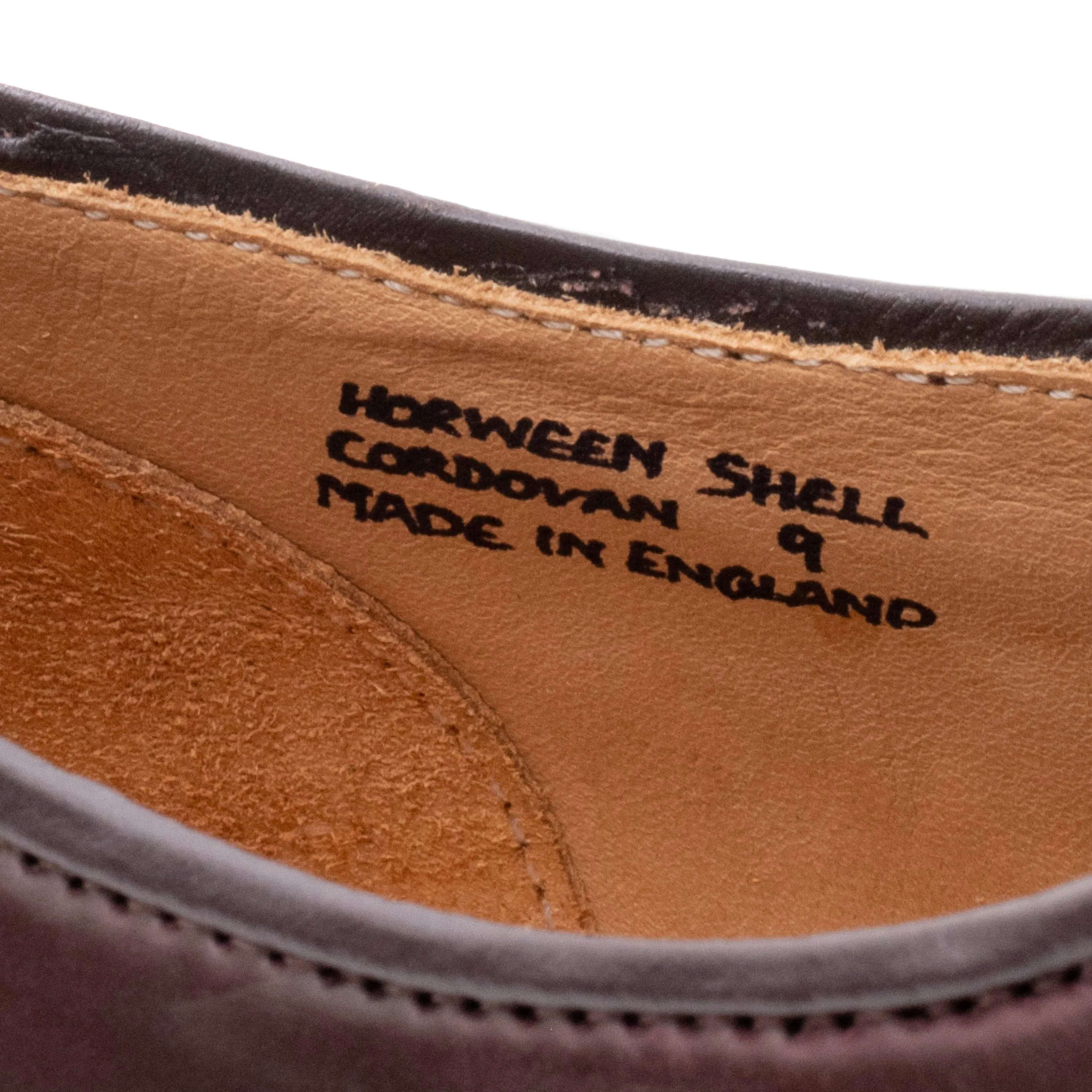 Harlestone Derby - Shell Cordovan Horween No 8 - Pack de Soin Deluxe