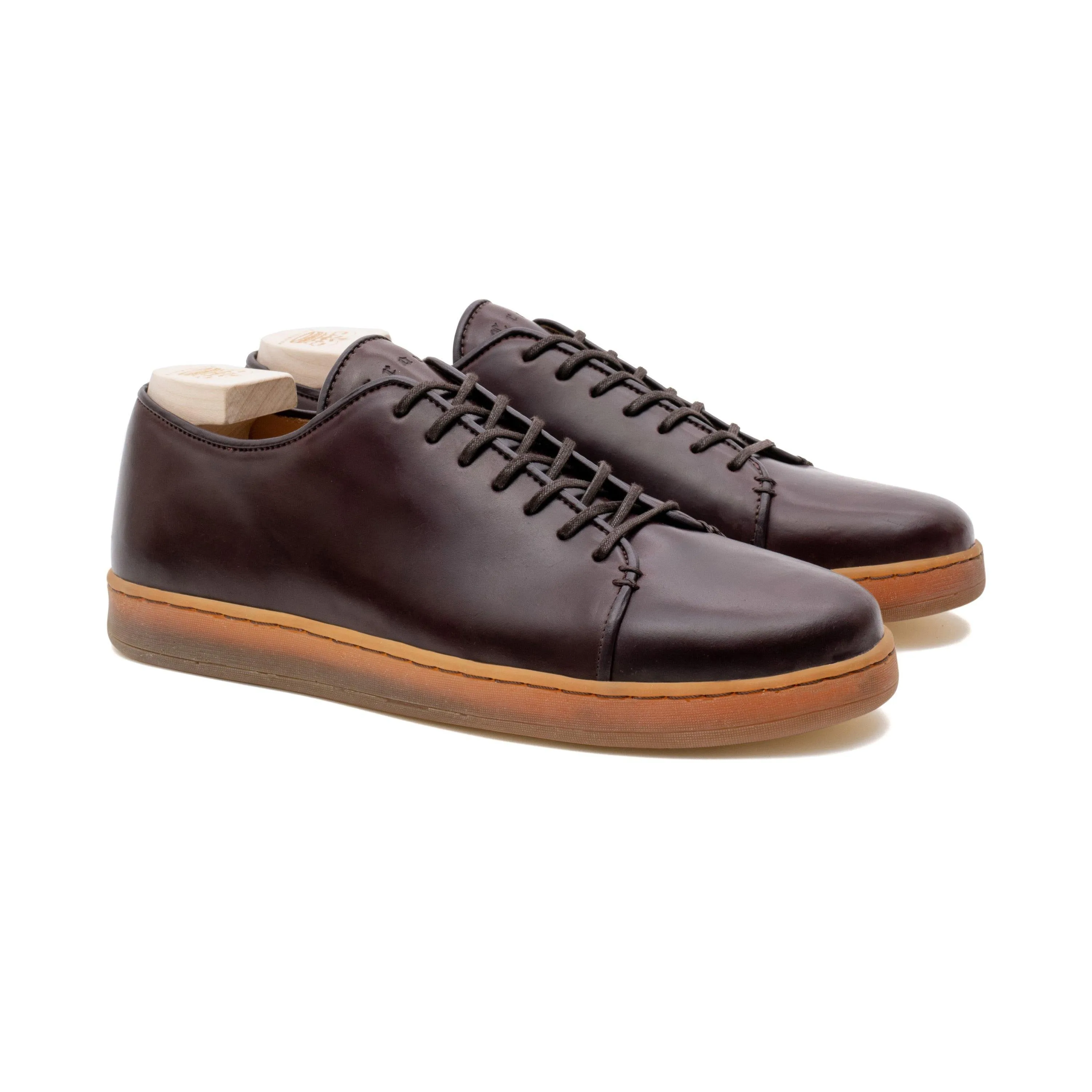Harlestone Derby - Shell Cordovan Horween No 8 - Pack de Soin Deluxe