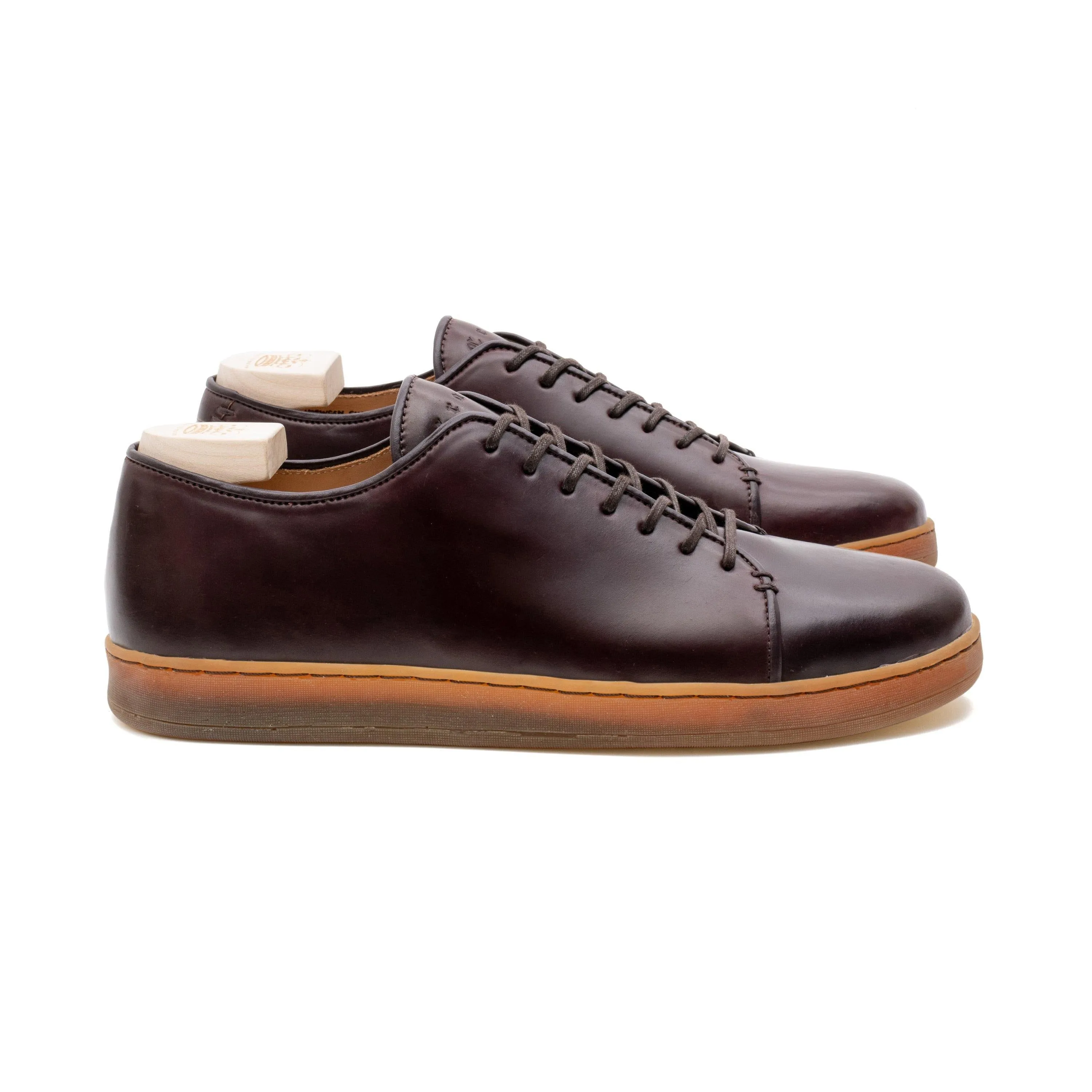 Harlestone Derby - Shell Cordovan Horween No 8 - Pack de Soin Deluxe