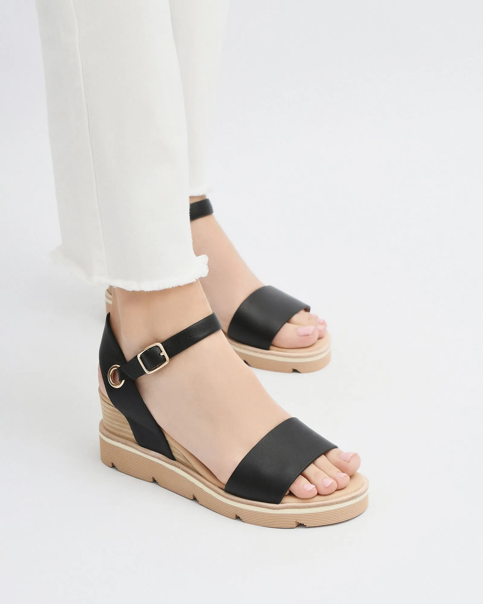 SANDALES KATIE À TALON COMPENSÉ EN CUIR NOIR