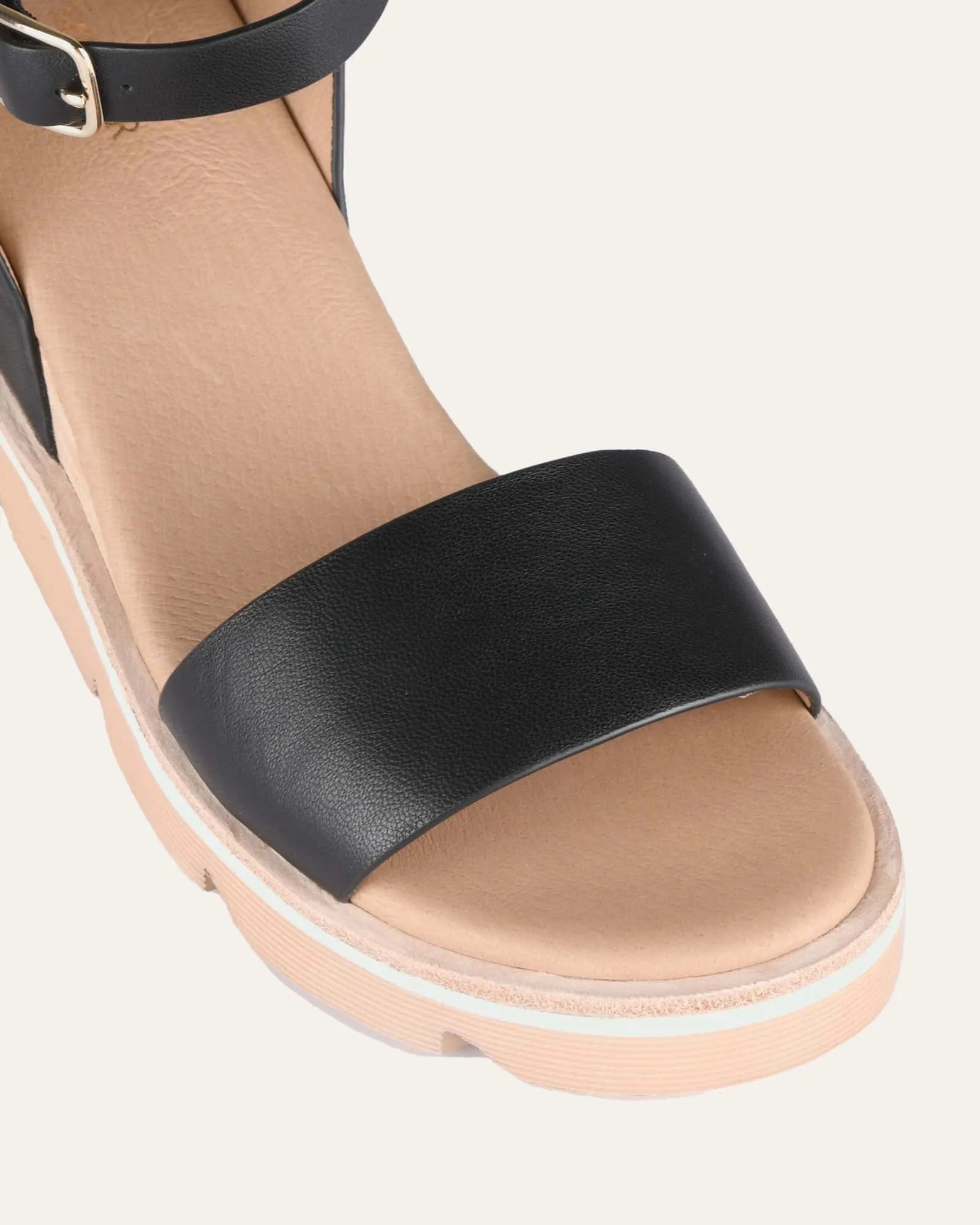 SANDALES KATIE À TALON COMPENSÉ EN CUIR NOIR