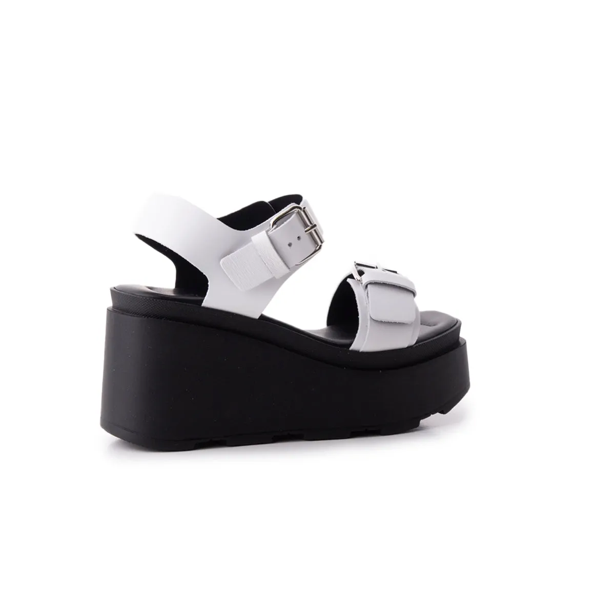 Lapin en cuir blanc