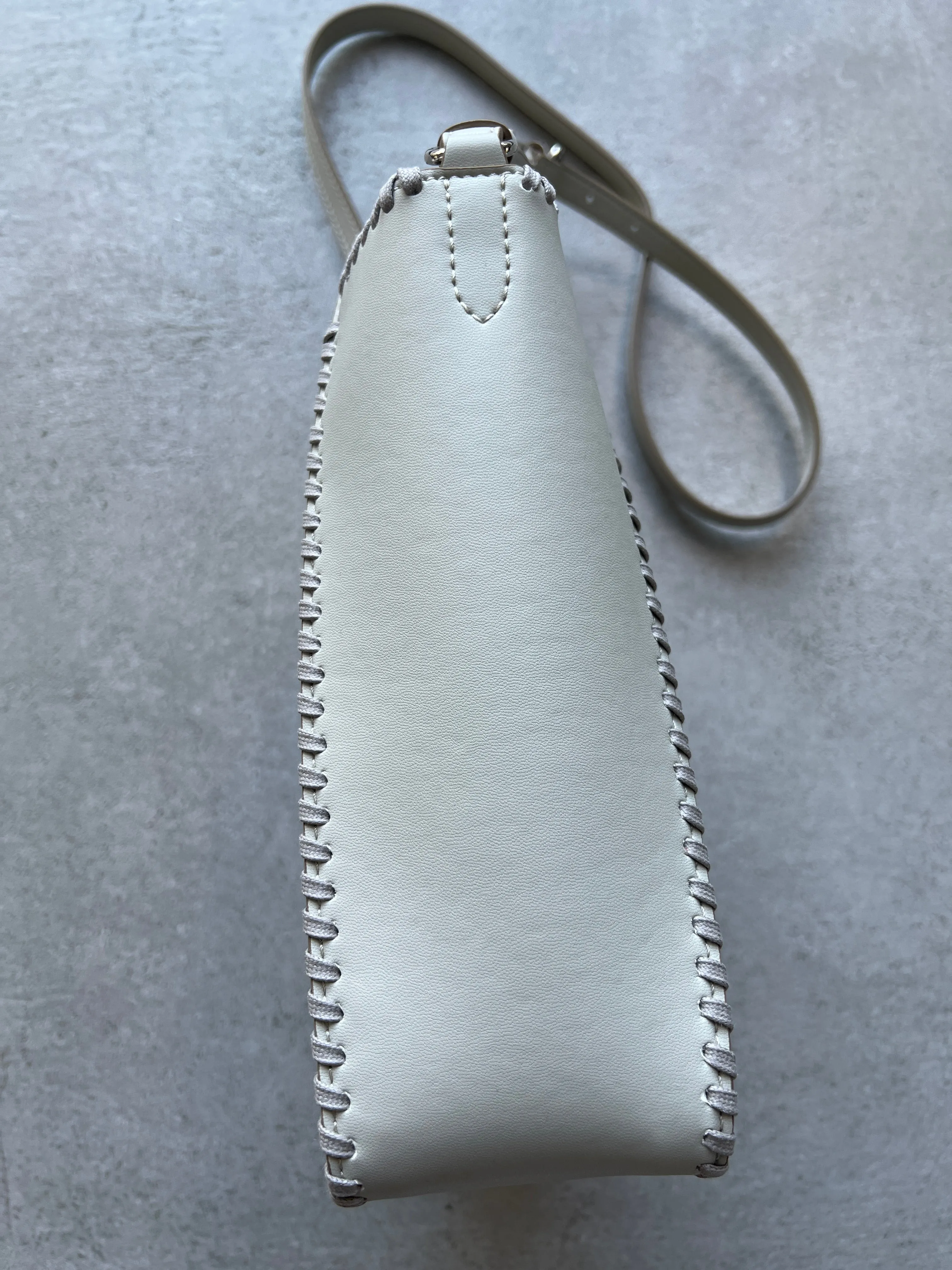 Logo Hobo Perforé, Sacs en Argile_Stella Mccartney_Sacs