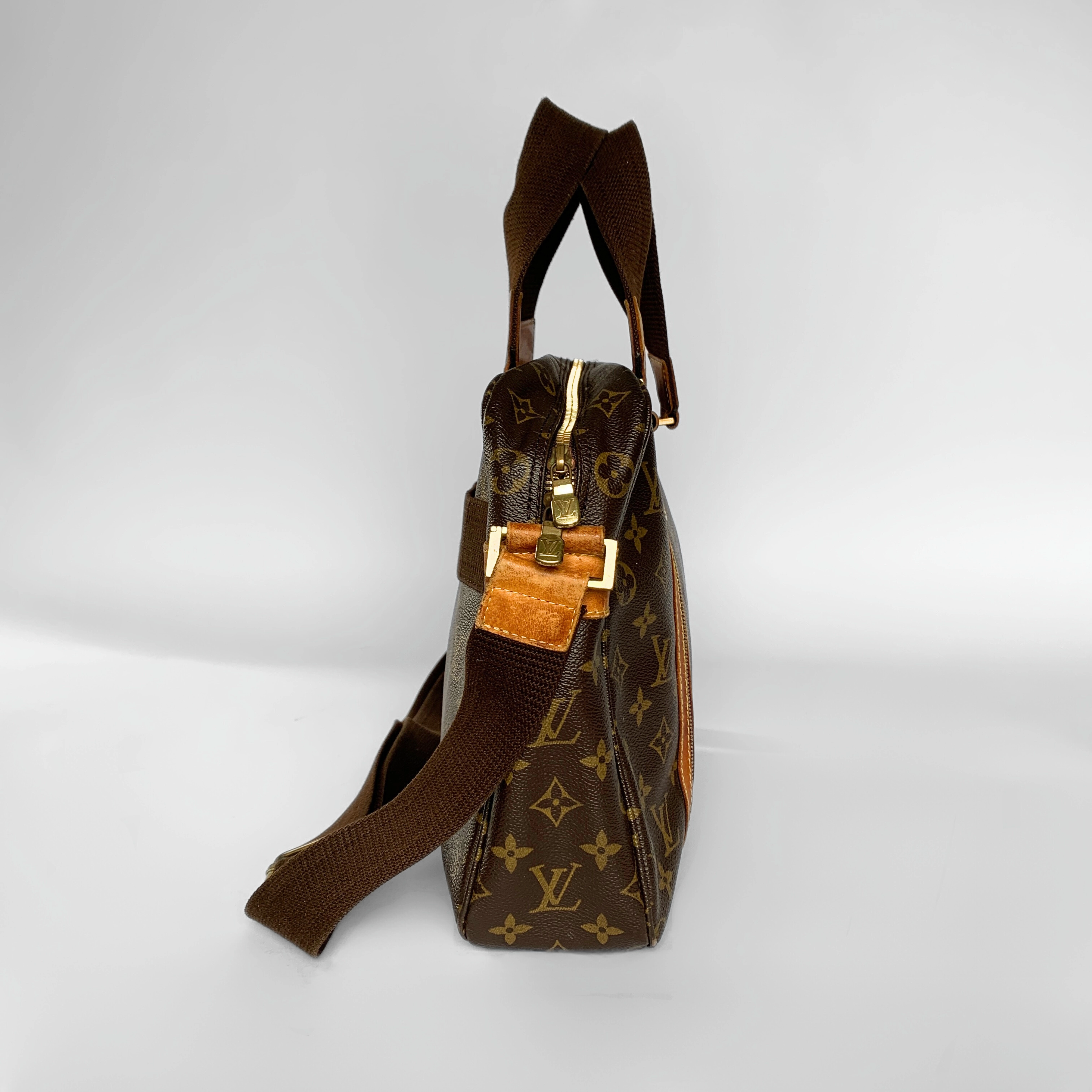 Louis Vuitton Sac Bosphore Monogram Canvas