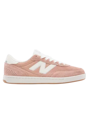 New Balance Sneakers Numeric 440 V2 Shoes in Rose & White