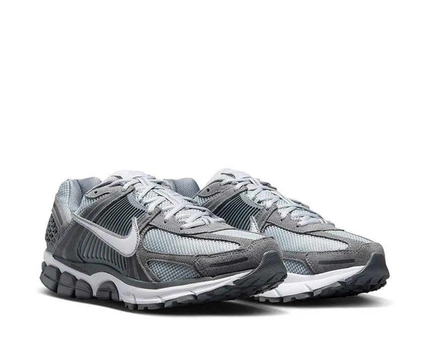 Chaussures Nike Zoom Vomero 5 