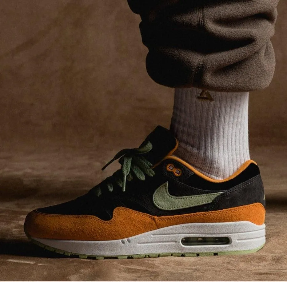 Nike Sneakers Air Max 1 Ugly Duckling 'Honeydew'