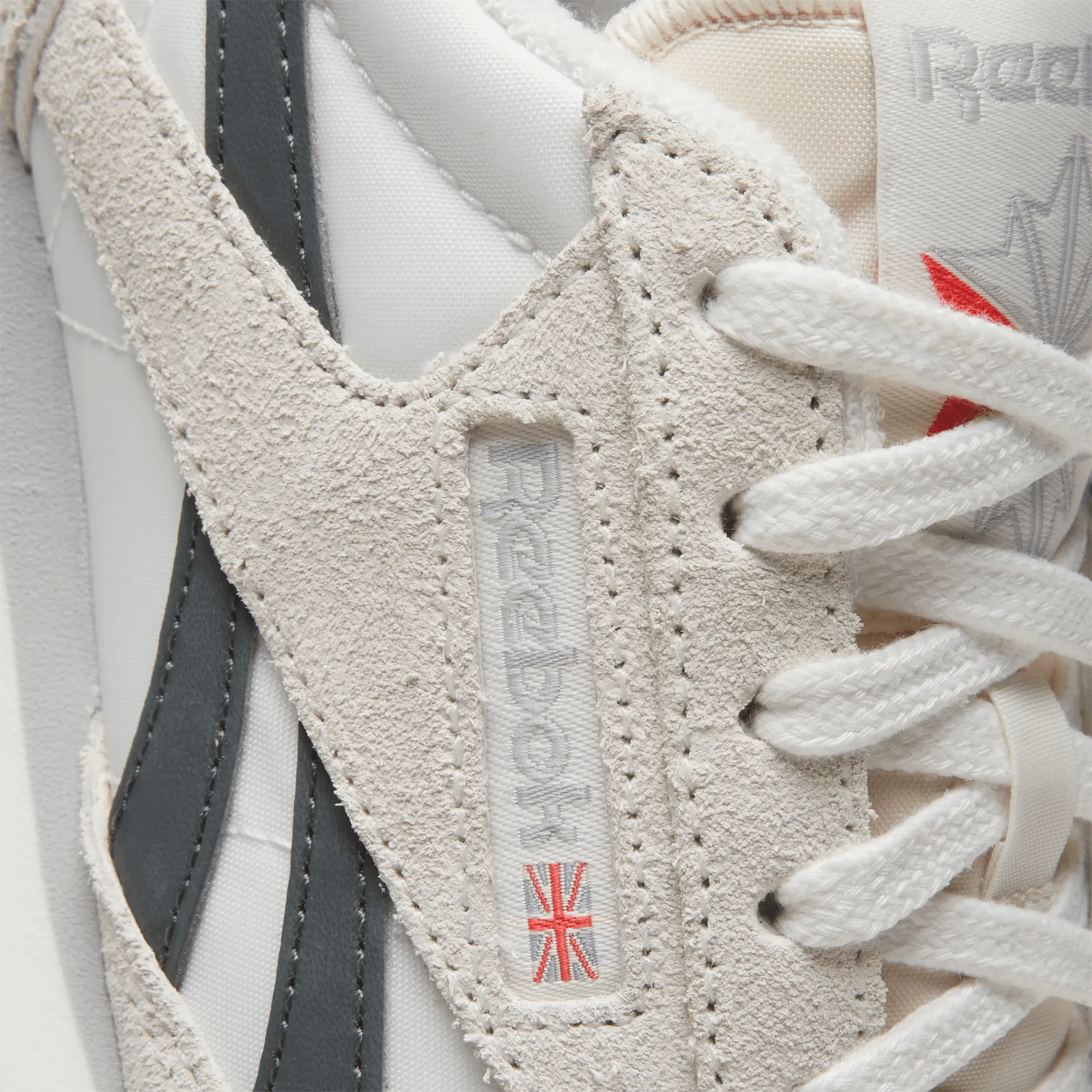 Chaussures Reebok Classic AZ pour Femme