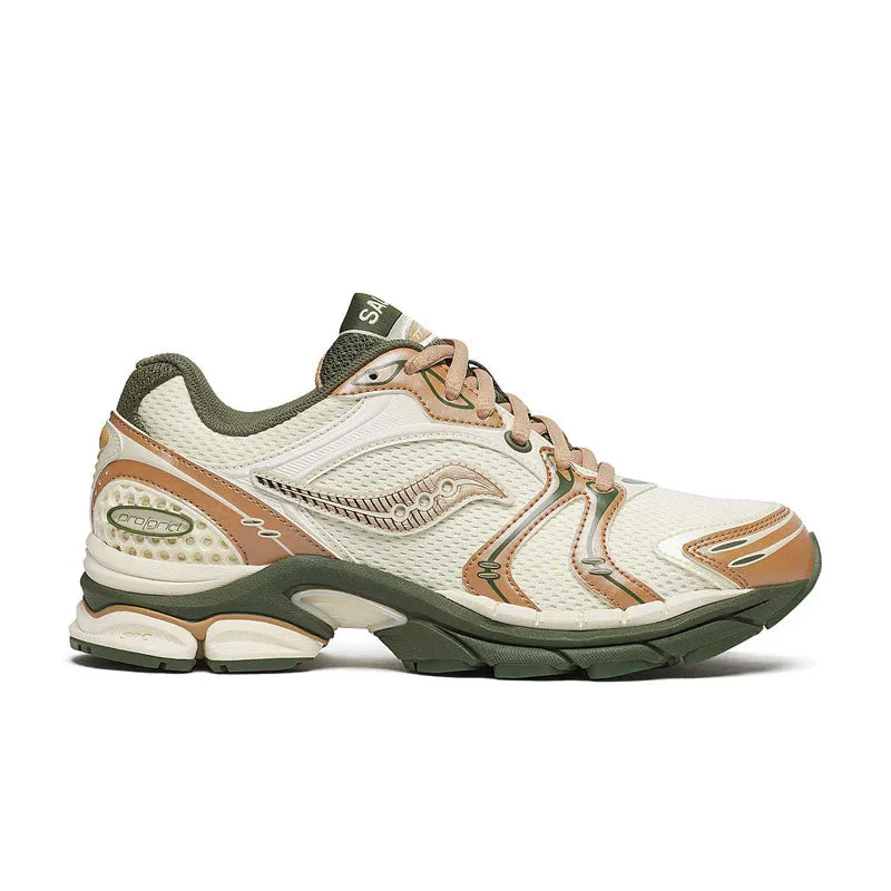 Saucony & Friends ProGrid Triumph 4 Crème | Doe S70903-1