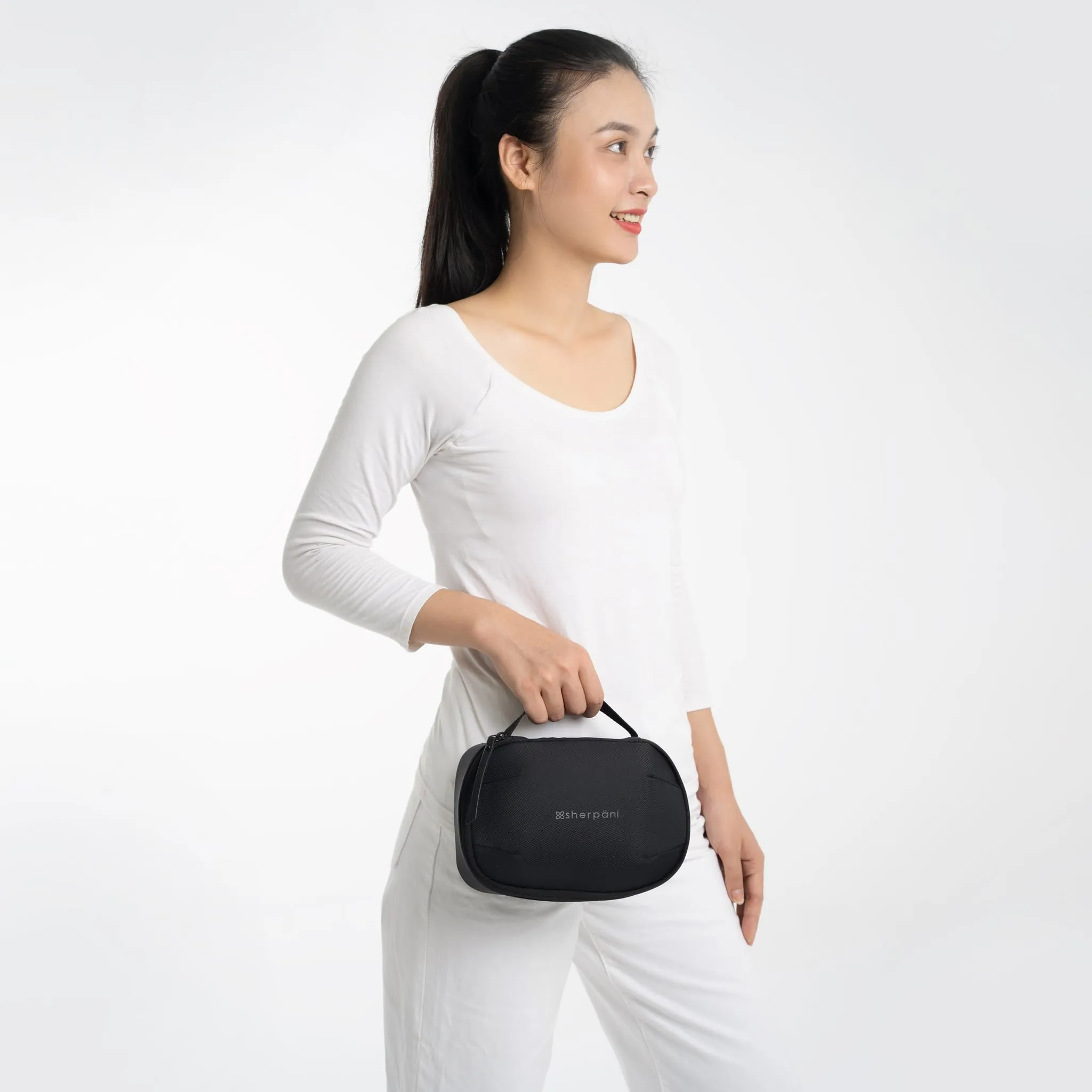 Sherpani Atlas, Accessoire de Voyage, Sac Organisateur pour Câbles Technologiques et Articles de Toilette pour Femmes Sherpani
