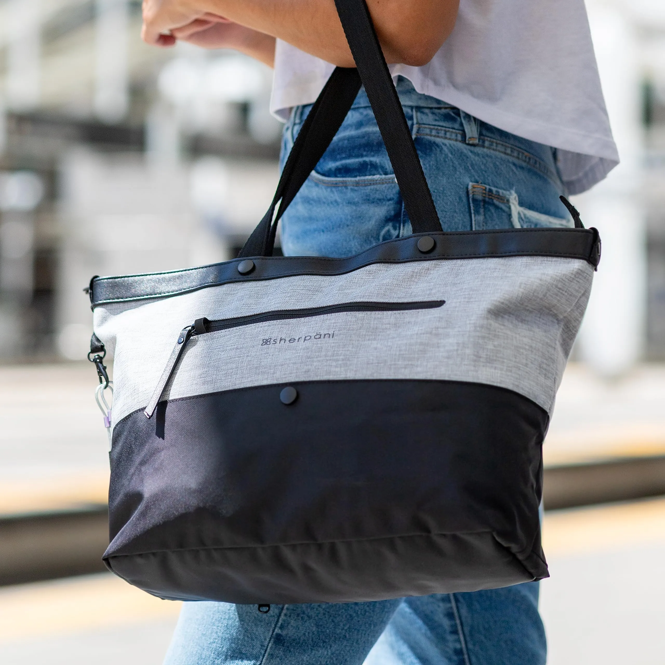 Sherpani Cali, Sac Fourre-Tout Anti-Vol, Sac de Voyage, Sac à Main, Sac pour Enseignante, Sac Fourre-Tout pour Femmes, Compatible avec Ordinateur Portable 15 Pouces (Sans Housse) Bags Sherpani