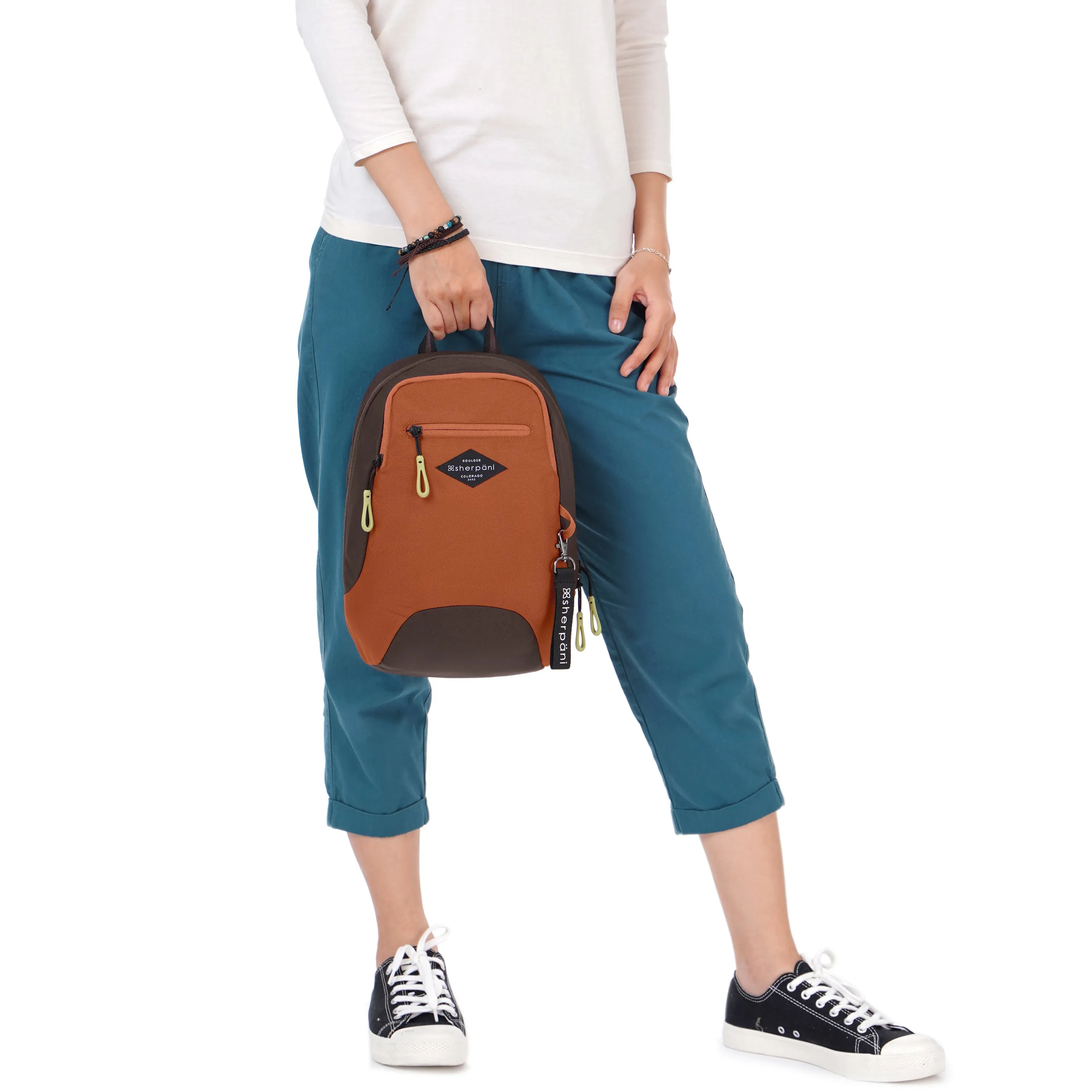 Sherpani Vespa, Mini Sac à Dos pour Femmes, Sac à Dos de Voyage, Protection RFID, Compatible avec les Tablettes de 10 Pouces, Sherpani