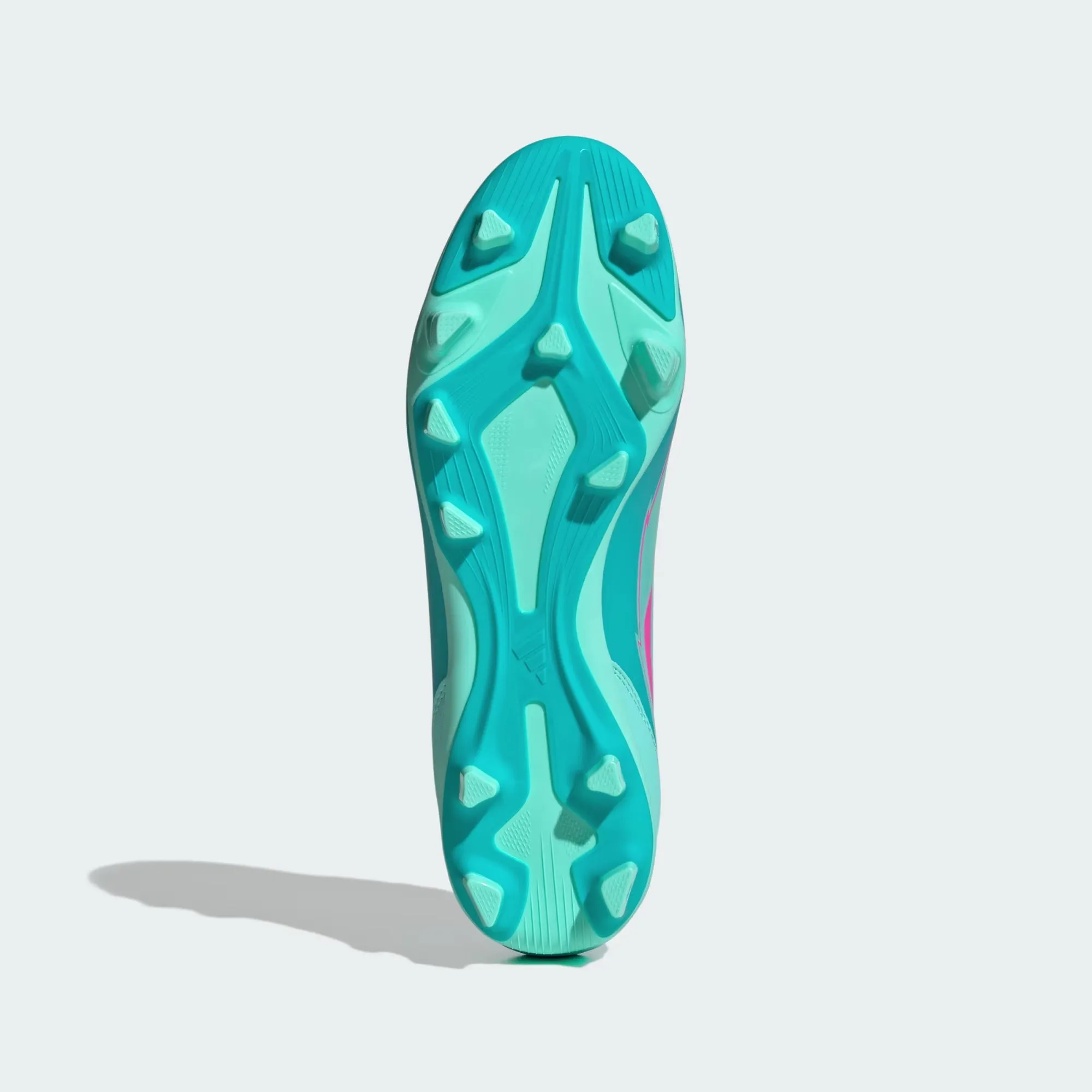 Chaussures Adidas Adulte F50 Club FG Football