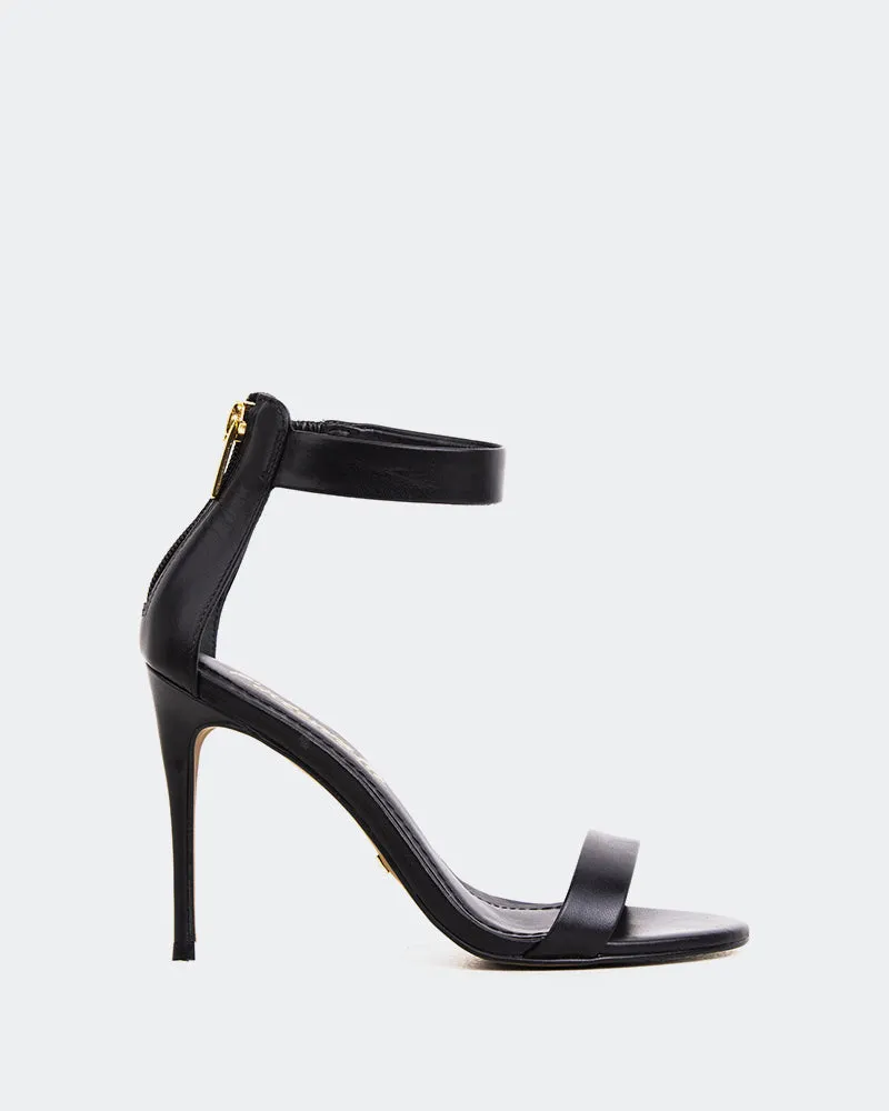 Cuir noir printanier
