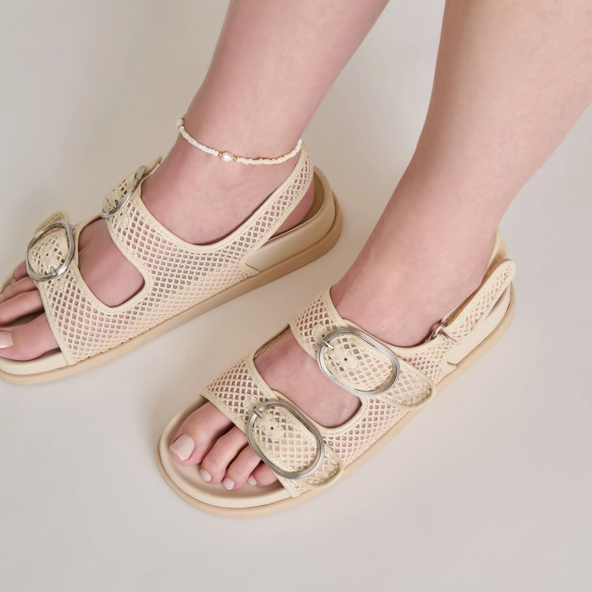 SANDALES EN MAILLE STARLA CRÈME TISSÉ