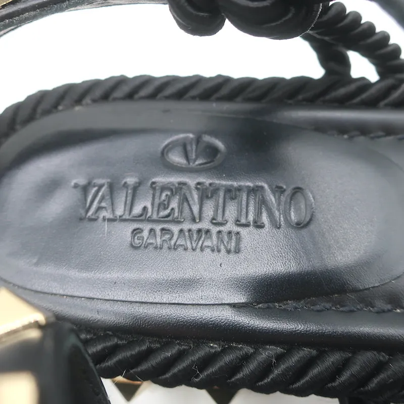 Valentino Rockstud Sandales à bride cheville tressée en cuir noir et satin taille 40